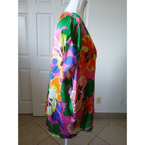 Entro Women’s Blouse  Oversized Colorful V-neck Size Medium Summer Casual - Picture 7 of 13